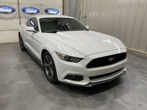 Used 2015 Ford Mustang Coupe w/ Equipment Group 051A image 1