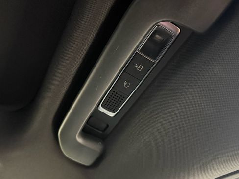 Used 2019 Mercedes-Benz S 560 4MATIC Sedan image 38