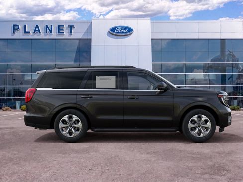 New 2027 Ford Expedition Active RWD image 6