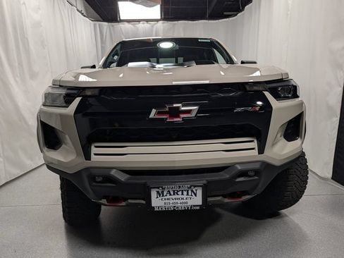 New 2026 Chevrolet Colorado ZR2 w/ Technology Package AWD/4WD image 10