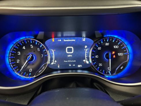 New 2027 Chrysler Pacifica Limited w/ Family Tech Group FWD image 19