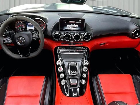 Used 2019 Mercedes-Benz AMG GT C image 7