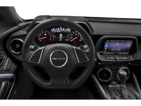 Used 2021 Chevrolet Camaro SS RWD image 7