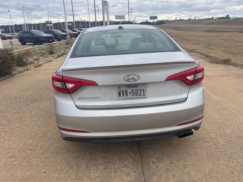 Used 2017 Hyundai Sonata SE image 6