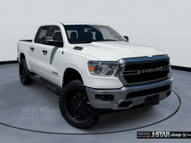 Used 2023 RAM 1500 Big Horn AWD/4WD image 3