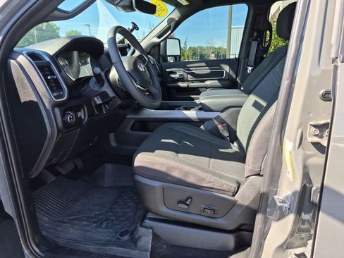 Used 2026 RAM 2500 Big Horn AWD/4WD image 11