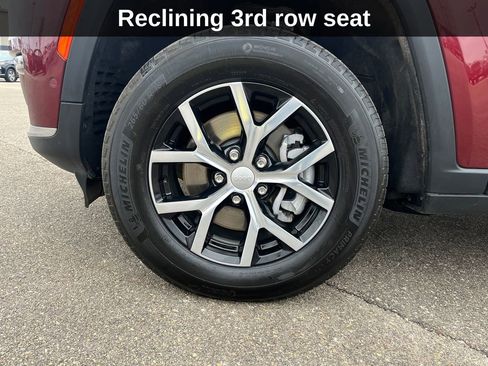 Used 2024 Jeep Grand Cherokee L Limited w/ Luxury Tech Group II image 26