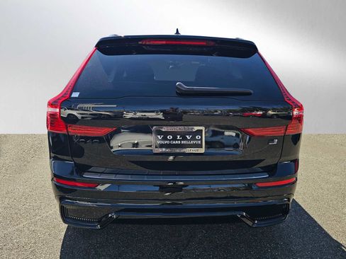 Certified 2024 Volvo XC60 T8 Ultimate w/ Protection Package Premier AWD/4WD image 5