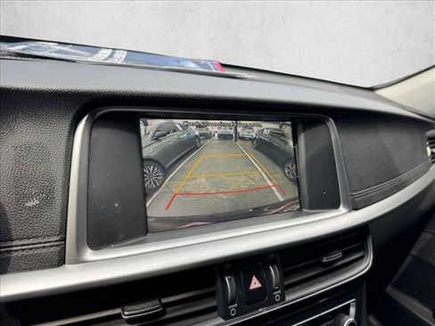 Used 2019 Kia Optima LX FWD image 14