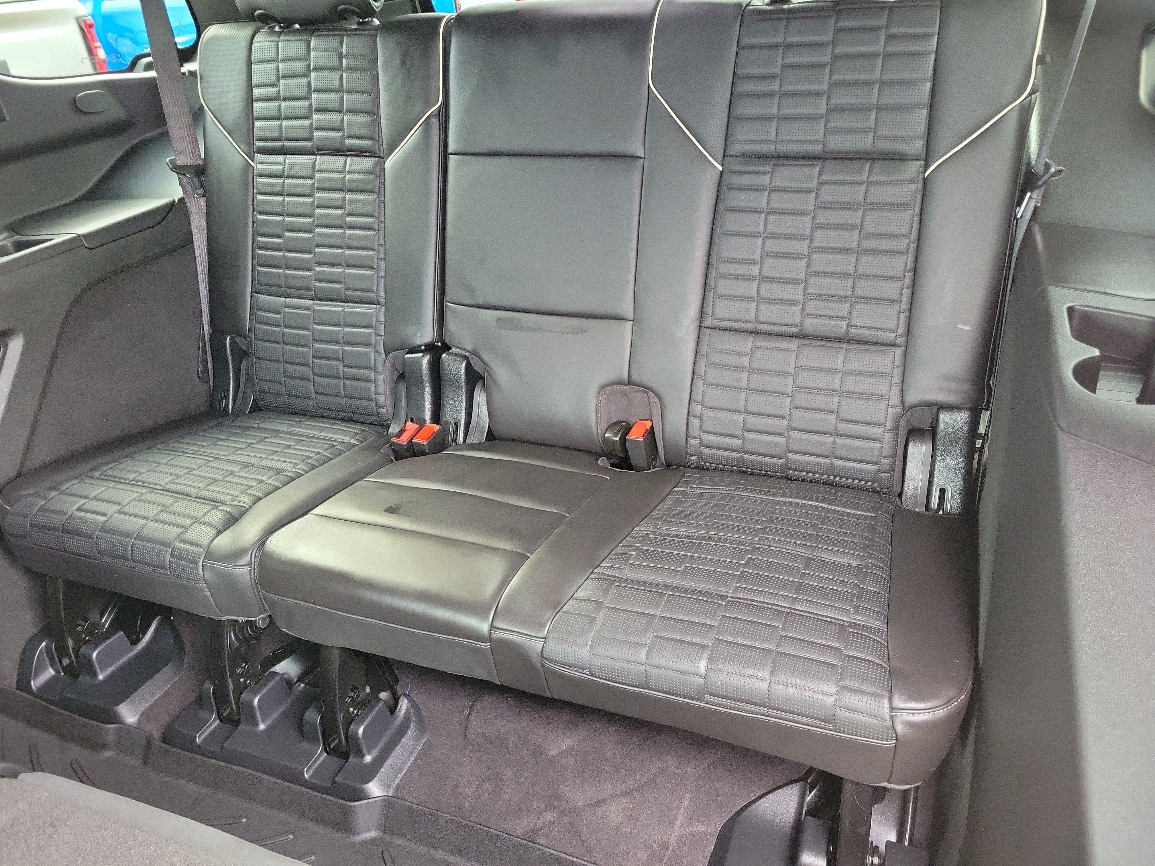 Used 2023 Cadillac Escalade Sport Platinum AWD/4WD image 13