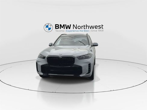New 2026 BMW X5 xDrive40i w/ M Sport Package AWD/4WD image 8