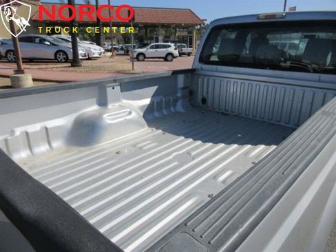 Used 2012 Ford F250 XL w/ Skid Plate Pkg image 7