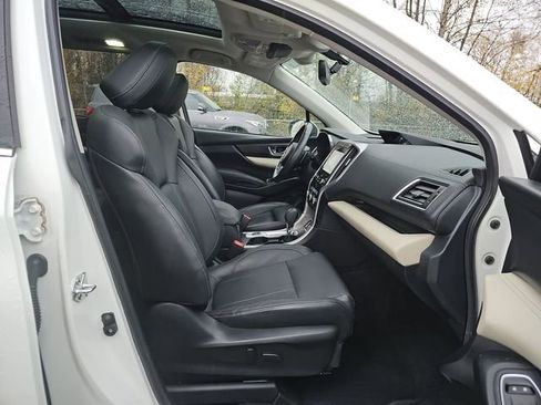 Used 2022 Subaru Ascent Limited w/ Technology Package image 9