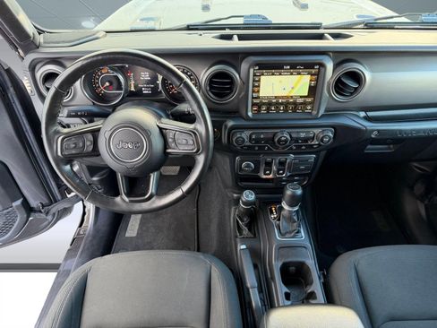 Used 2022 Jeep Wrangler Sport S image 24