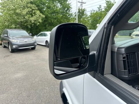 Used 2025 GMC Savana 2500 w/ Driver Convenience Package RWD image 17