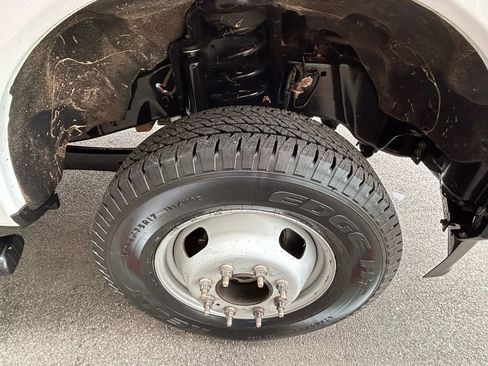 Used 2022 Ford F350 XL w/ Power Equipment Group image 29