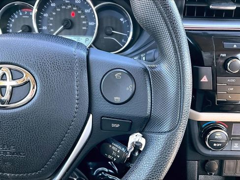 Used 2014 Toyota Corolla L image 24