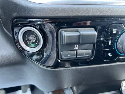 Certified 2023 Chevrolet Silverado 1500 High Country w/ LPO, Dark Essentials Package AWD/4WD image 24