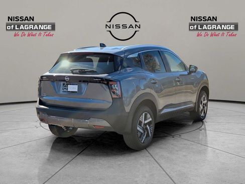 New 2026 Nissan Kicks SV image 5