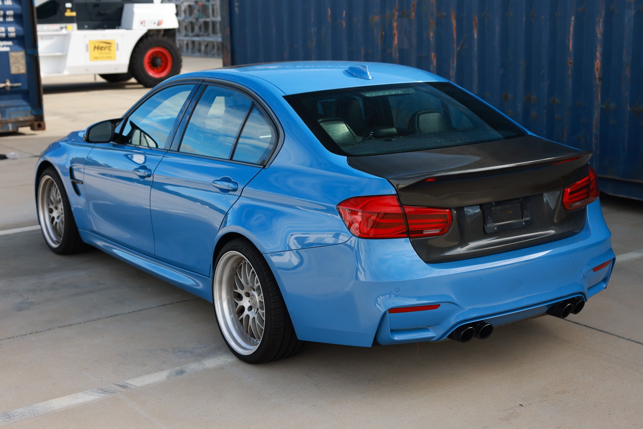 Used 2018 BMW M3 w/ Competition Package RWD image 8