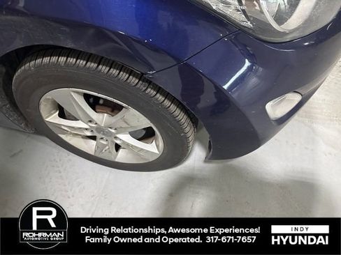 Used 2012 Hyundai Elantra GLS w/ Preferred Pkg 3 image 5