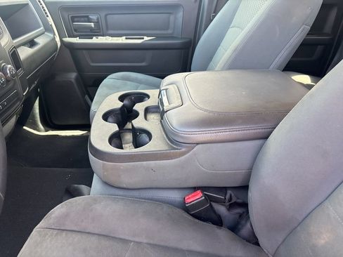 Used 2018 RAM 1500 Express w/ Express Value Package AWD/4WD image 21