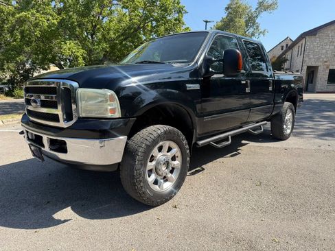 Used 2005 Ford F350 Lariat AWD/4WD image 1