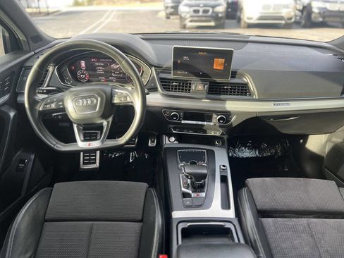 Used 2018 Audi SQ5 Premium Plus w/ Navigation Package image 16