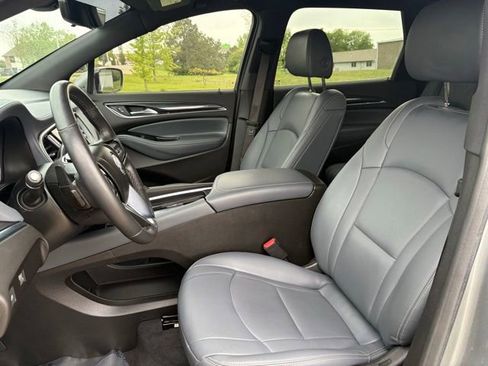 Used 2023 Buick Enclave Essence w/ Experience Buick Package AWD/4WD image 11