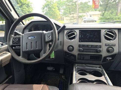 Used 2016 Ford F250 XLT w/ FX4 Off-Road Package AWD/4WD image 13