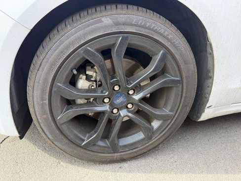 Used 2019 Ford Fusion SE w/ Equipment Group 151A image 6