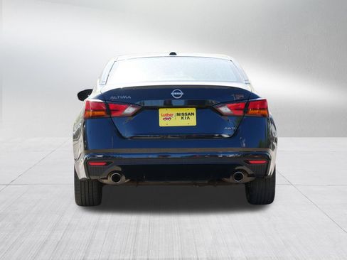 Certified 2024 Nissan Altima 2.5 SR AWD/4WD image 6
