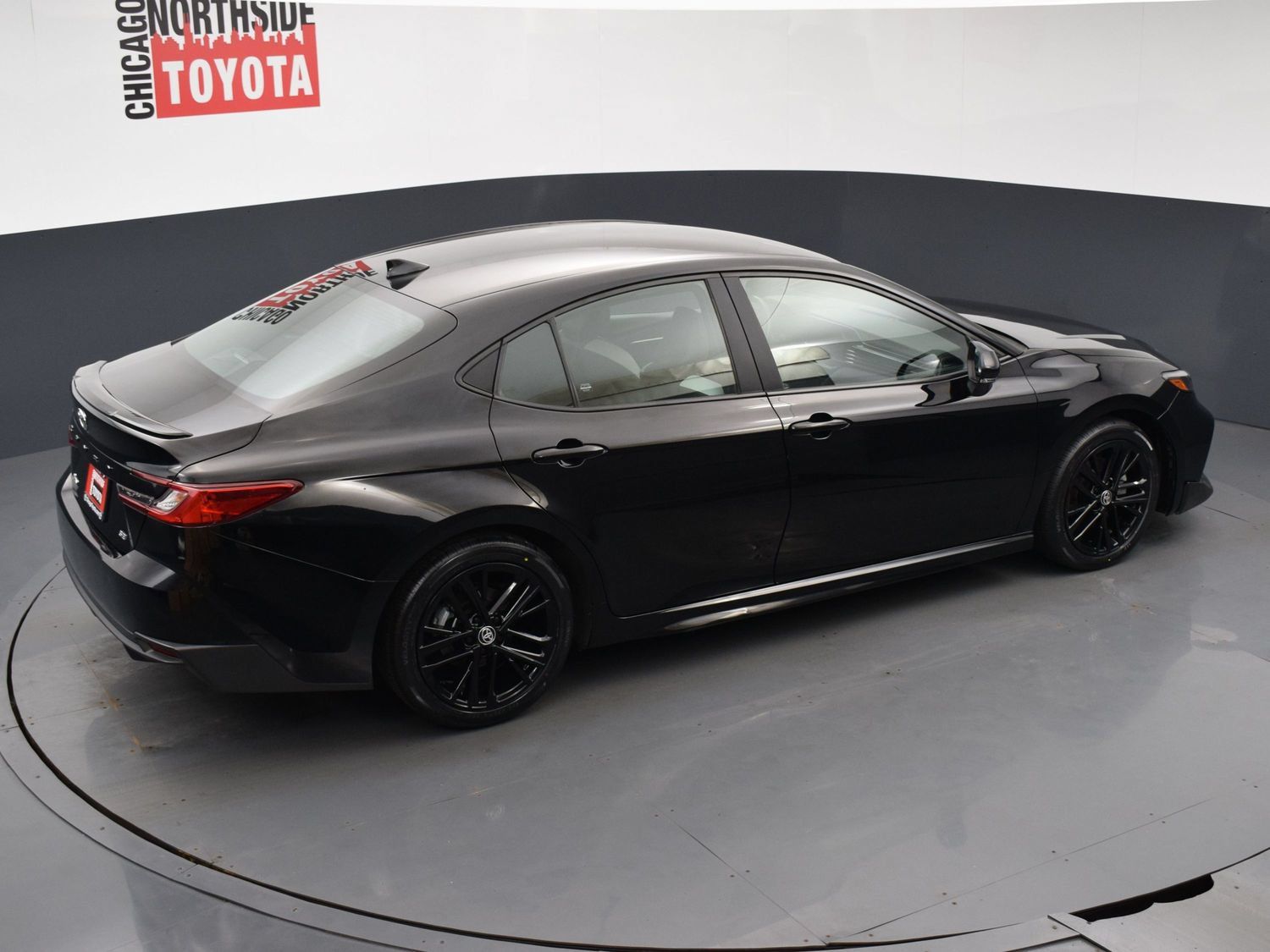 Used 2025 Toyota Camry SE FWD image 20