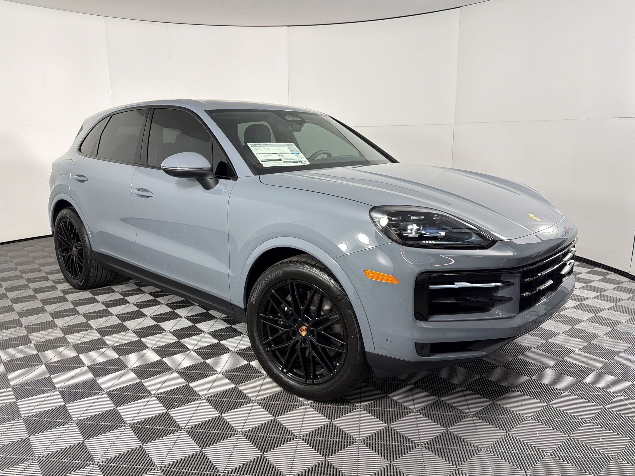 Certified 2026 Porsche Cayenne AWD/4WD image 7