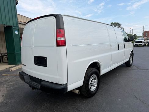 Used 2019 Chevrolet Express 2500 Extended w/ Driver Convenience Package RWD image 3