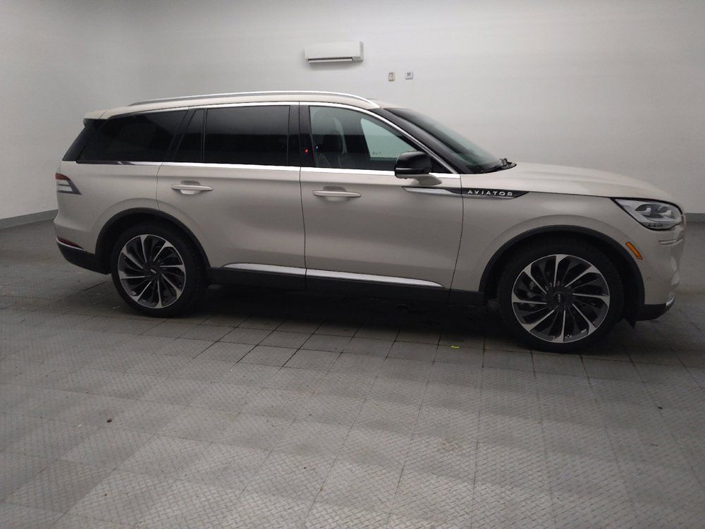 Used 2020 Lincoln Aviator Reserve w/ Equipment Group 202A AWD/4WD image 11