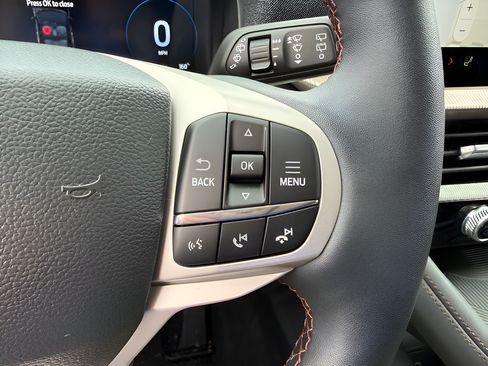 New 2026 Ford Explorer Active w/ Active Comfort Package AWD/4WD image 23