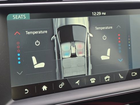 Used 2020 Jaguar F-PACE SVR image 23