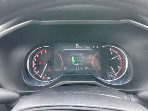 Used 2024 Toyota RAV4 XLE image 9