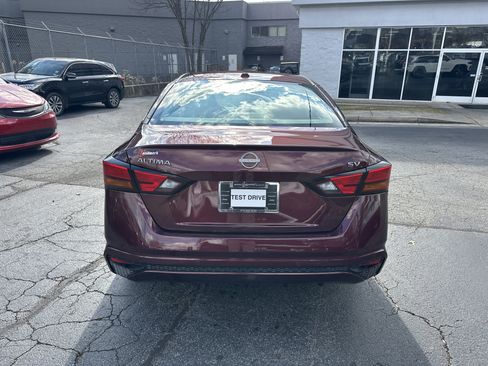 Used 2023 Nissan Altima 2.5 SV image 8