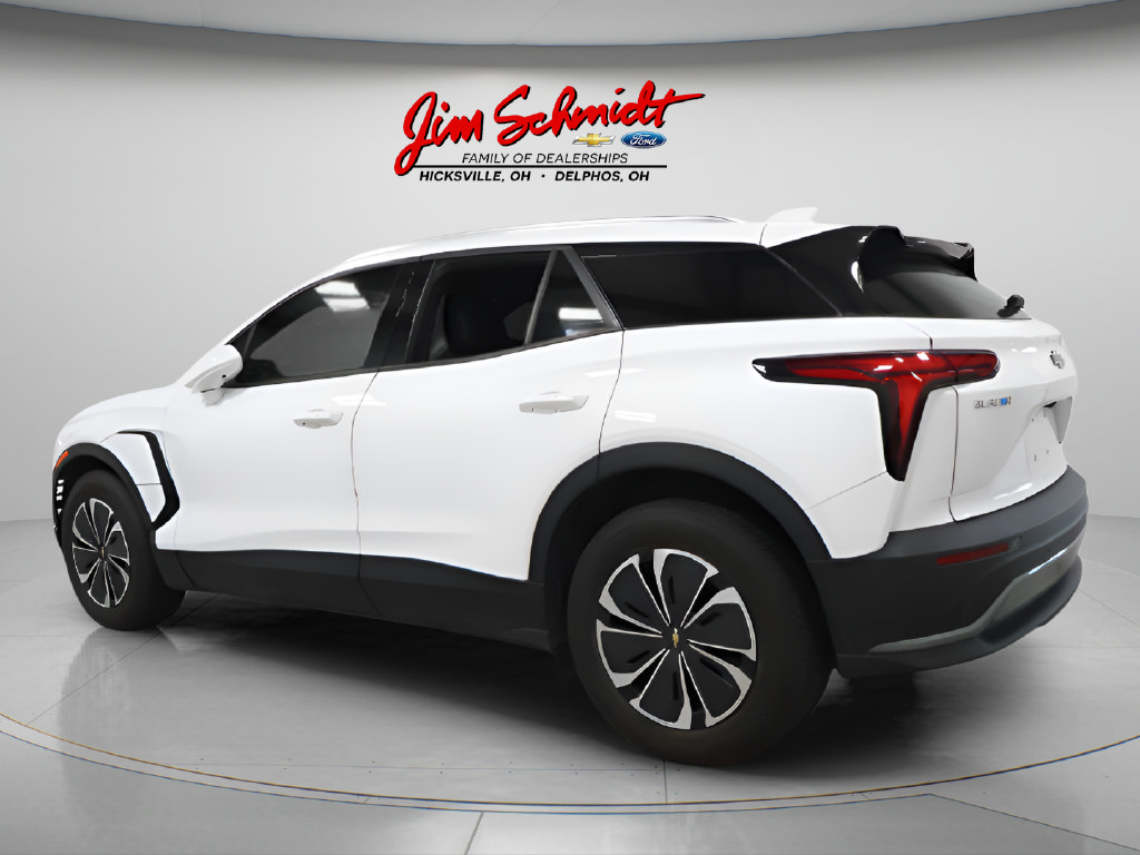 Used 2025 Chevrolet Blazer EV LT AWD/4WD image 3