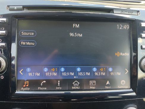 Used 2016 Nissan Murano S w/ Navigation Package AWD/4WD image 25