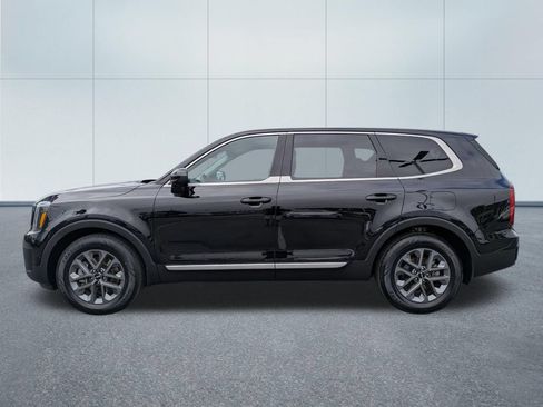 Used 2023 Kia Telluride LX FWD image 3