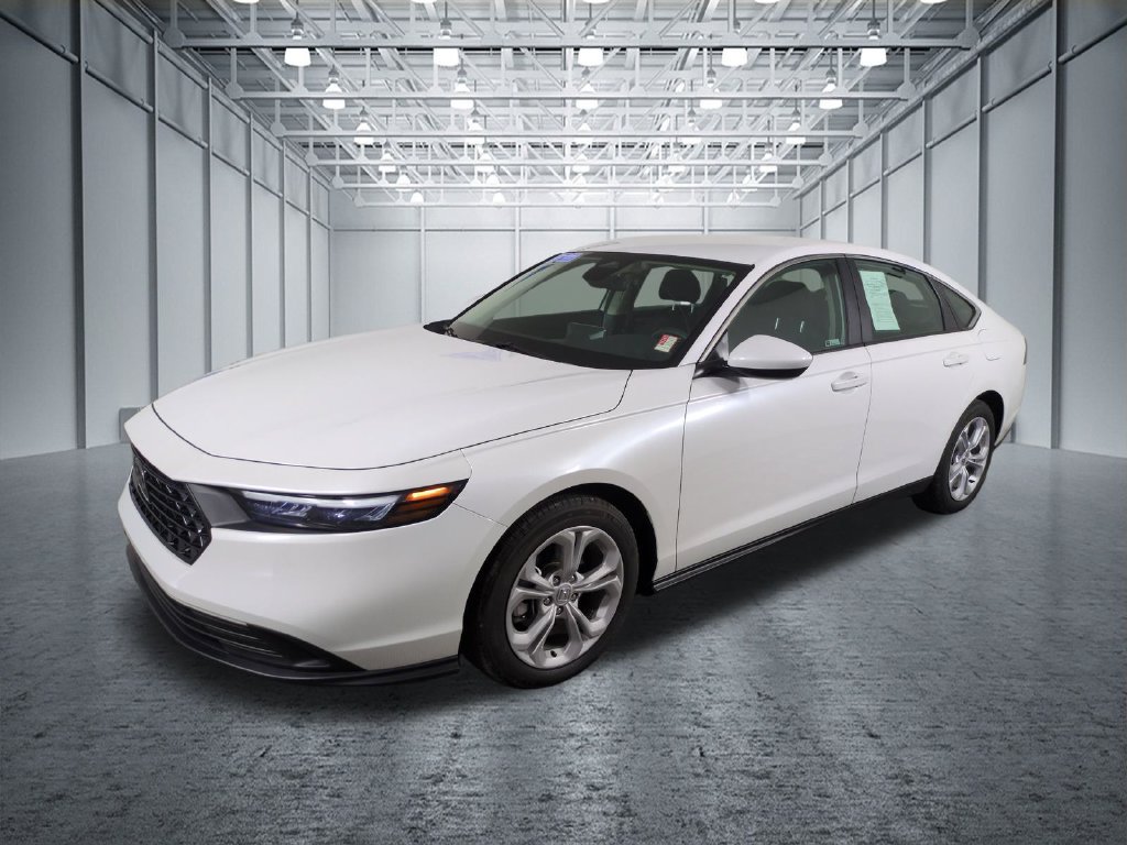 Certified 2025 Honda Accord LX image 1