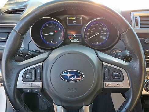 Used 2017 Subaru Outback 3.6R Limited image 19
