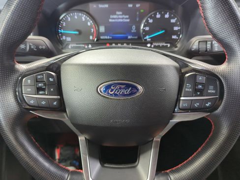Used 2022 Ford Explorer ST-Line image 23