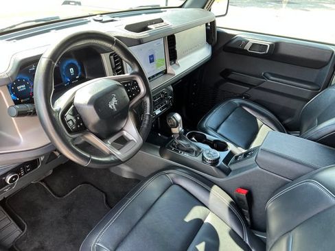 Used 2025 Ford Bronco Outer Banks AWD/4WD image 19