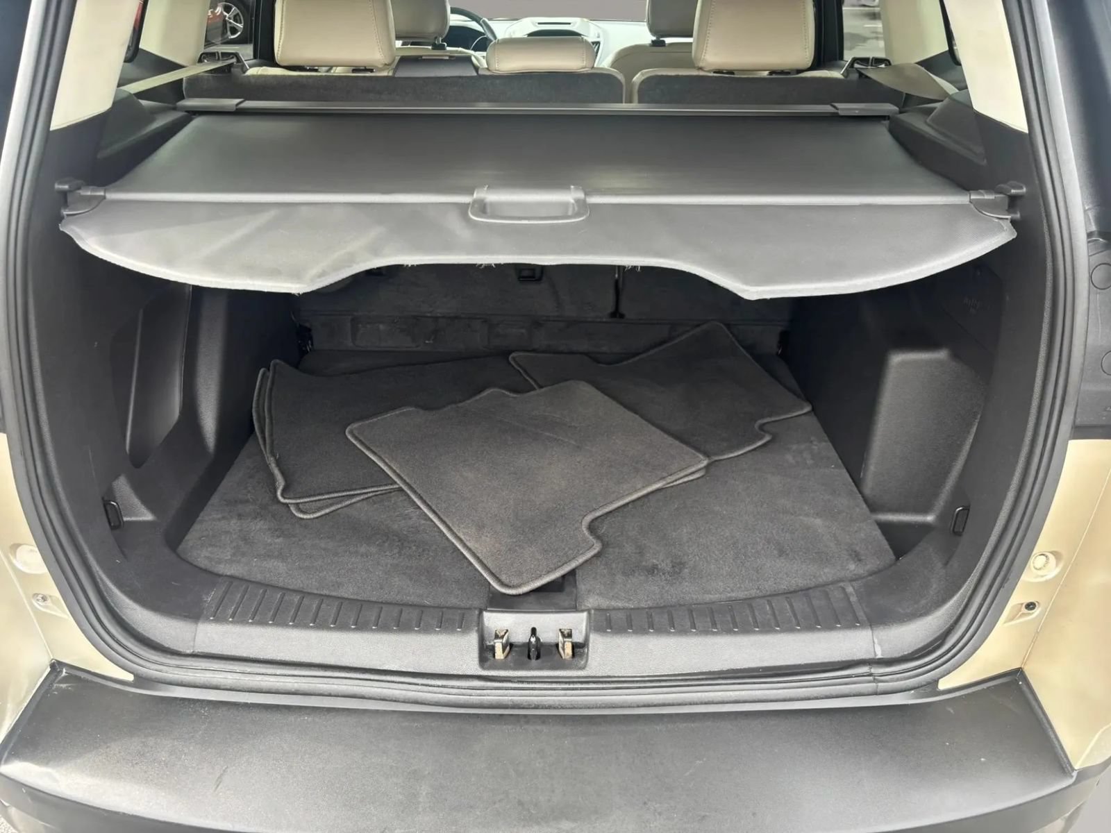 Used 2018 Ford Escape SEL FWD image 31