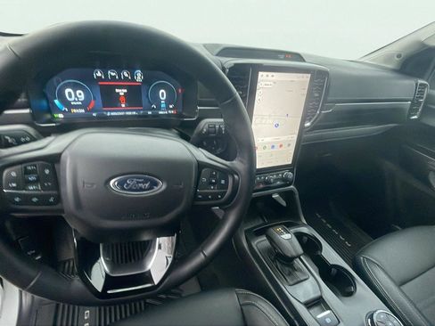 Used 2024 Ford Ranger Lariat w/ Advanced Towing Package image 11