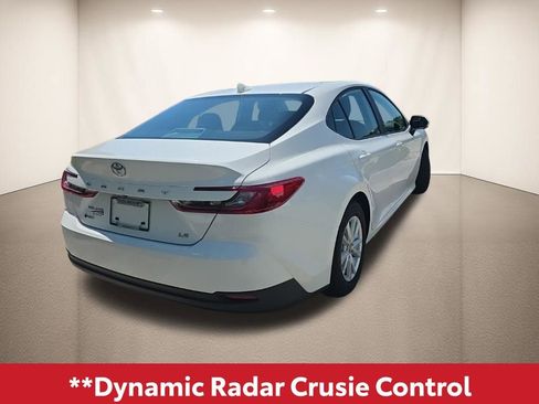 Used 2026 Toyota Camry LE FWD image 6
